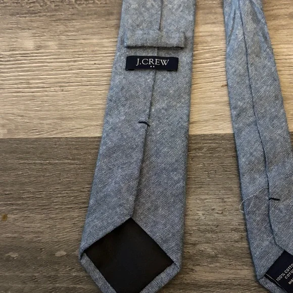 Elegant Men's Tie Set - Gray, Navy, and Striped - Picture 3 of 7